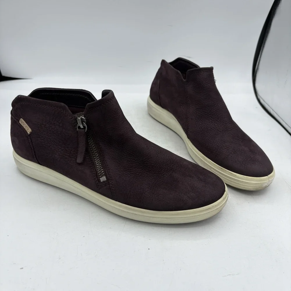 Ecco Sneaker Boot Womens Size 9 Soft 7 Zip Bootie Burgundy Purple Leather